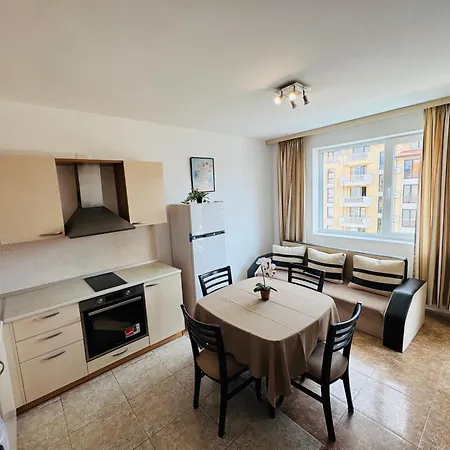 Apartment Sunny House 302 Two Bedroom