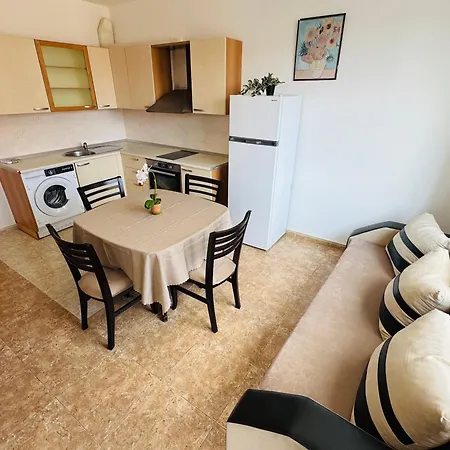 Sunny House 302 Two Bedroom Slantschew brjag