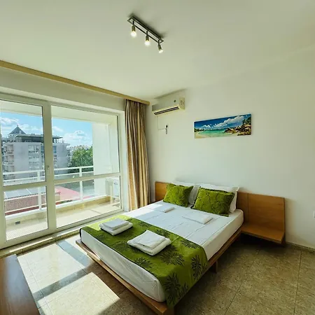 Sunny House 302 Two Bedroom Slantschew brjag